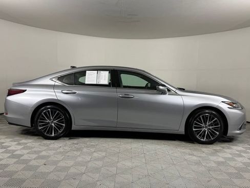 Used 2025 Lexus ES 350 w/ Premium Package FWD image 10
