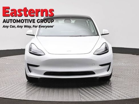 Used 2023 Tesla Model 3 Standard Range RWD image 2