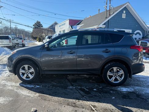 Used 2015 Toyota RAV4 XLE image 2