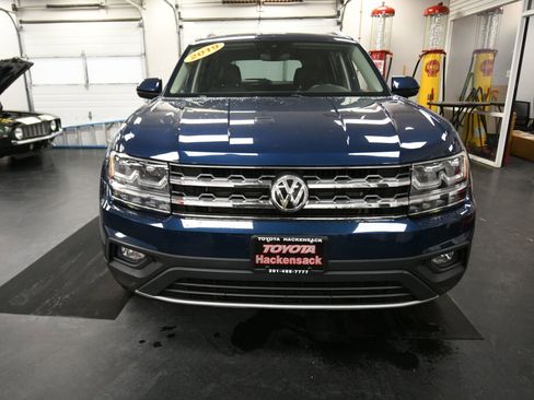 Used 2019 Volkswagen Atlas SE w/ Panoramic Sunroof Package image 3