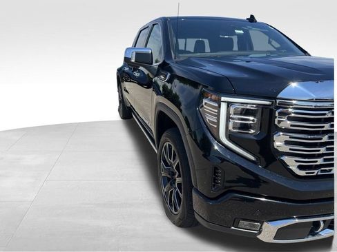 Certified 2023 GMC Sierra 1500 Denali w/ Technology Package AWD/4WD image 15