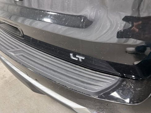 Used 2025 Chevrolet Tahoe LT AWD/4WD image 19