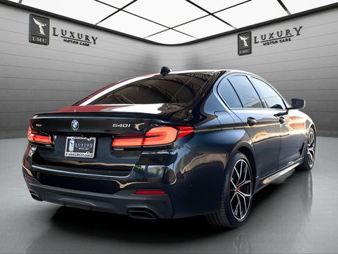 Used 2023 BMW 540i xDrive w/ M Sport Package AWD/4WD image 8