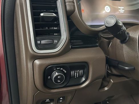 Used 2025 RAM 1500 Laramie image 16