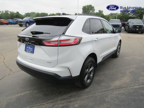Certified 2024 Ford Edge SEL w/ Sport Appearance Package AWD/4WD image 9