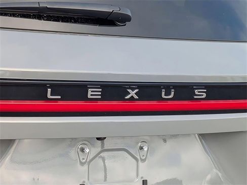 Used 2024 Lexus TX 500h AWD w/ Technology Package image 8