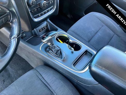 Used 2018 Dodge Durango SXT image 17