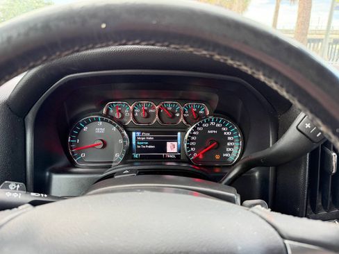 Used 2018 Chevrolet Silverado 1500 LT w/ All Star Edition AWD/4WD image 7