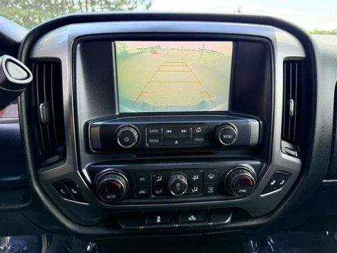 Used 2018 Chevrolet Silverado 1500 LT w/ All Star Edition AWD/4WD image 29