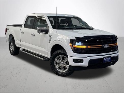 Certified 2025 Ford F150 XLT w/ Equipment Group 302A MID AWD/4WD image 8