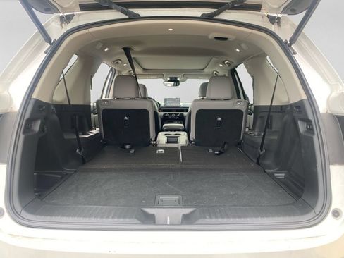 Used 2025 Honda Pilot Touring image 30