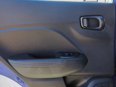 Used 2024 Hyundai Venue Limited image 22