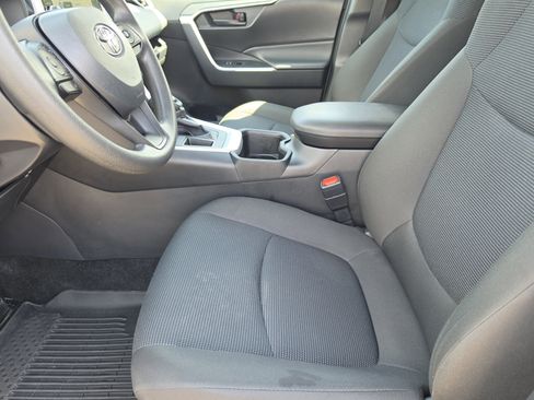Certified 2024 Toyota RAV4 LE FWD image 9