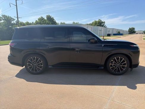 Used 2025 INFINITI QX80 Autograph AWD/4WD image 5