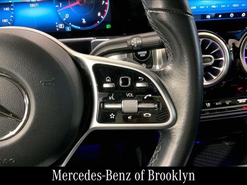 Certified 2021 Mercedes-Benz GLB 250 4MATIC image 27