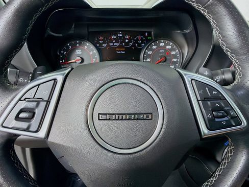 Used 2018 Chevrolet Camaro LT RWD image 16