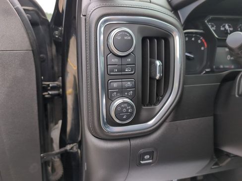 Used 2021 GMC Sierra 1500 SLT w/ SLT Premium Package image 17