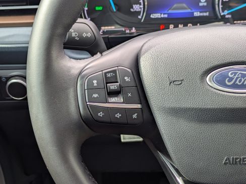 Certified 2024 Ford Maverick Lariat FWD image 28