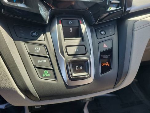 Certified 2024 Honda Odyssey EX-L image 30