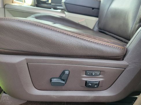 Used 2017 RAM 1500 Laramie Longhorn image 27