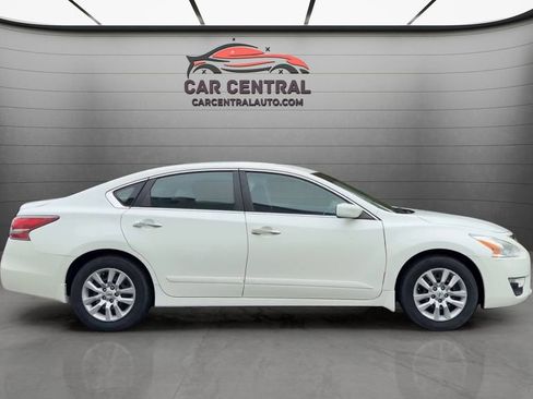 Used 2015 Nissan Altima 2.5 S w/ Power Driver Seat Package FWD image 7