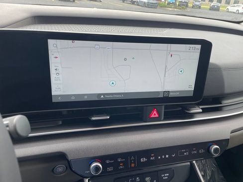 New 2027 Kia Carnival EX FWD image 20