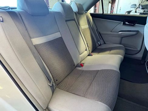 Used 2012 Toyota Camry XLE image 21