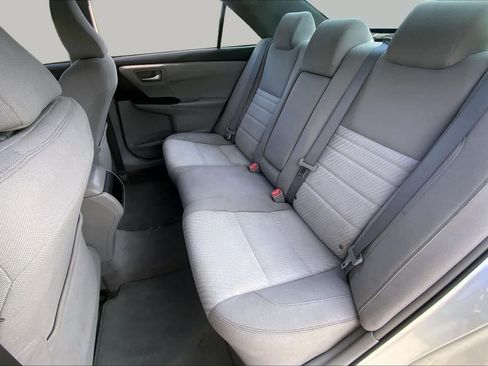 Used 2017 Toyota Camry LE FWD image 20