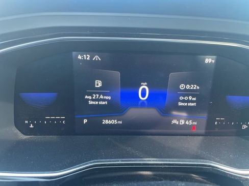 Used 2022 Volkswagen Jetta SE image 9