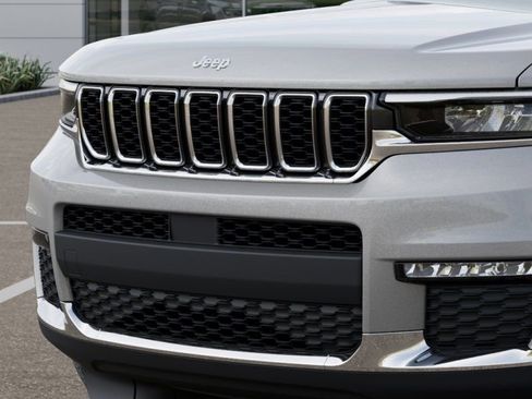 New 2025 Jeep Grand Cherokee L Limited image 11