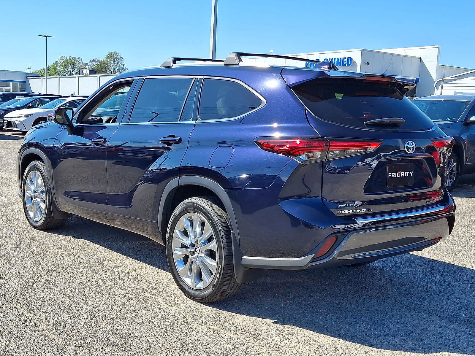 Used 2022 Toyota Highlander Limited AWD/4WD image 28