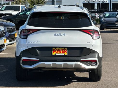 Certified 2025 Kia Sportage EX AWD/4WD image 5