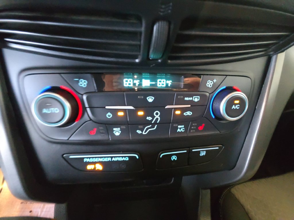 Used 2018 Ford Escape SE AWD/4WD image 23