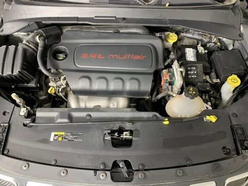 Used 2022 Jeep Compass Sport image 31