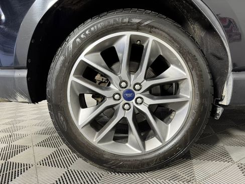 Used 2017 Ford Edge Titanium w/ Equipment Group 301A AWD/4WD image 52