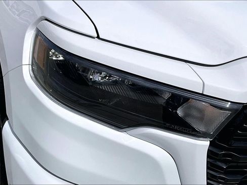 New 2026 RAM 1500 Express RWD image 28