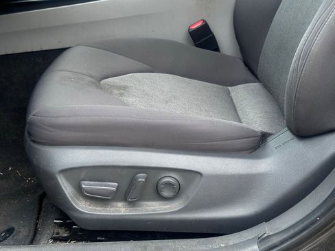 Used 2020 Toyota Camry LE FWD image 22