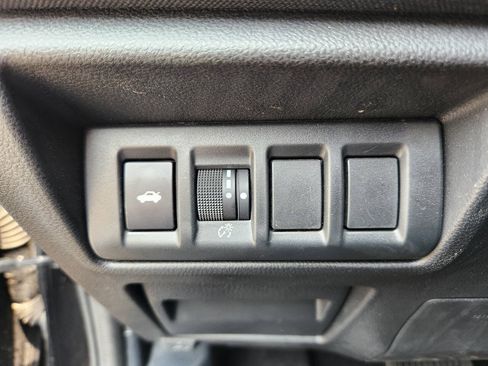 Used 2025 Subaru Legacy Premium AWD/4WD image 20