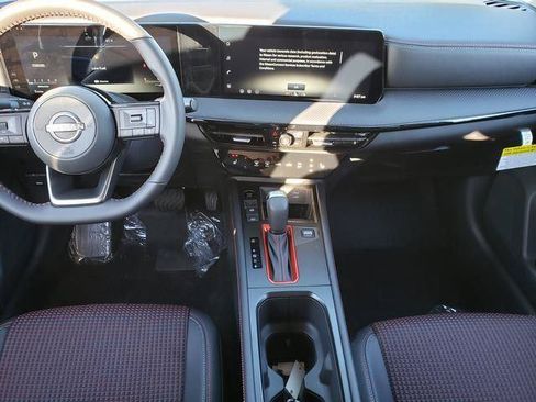 New 2026 Nissan Kicks SR w/ Cold Weather Package AWD/4WD image 16