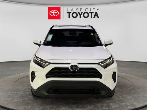 Used 2025 Toyota RAV4 XLE w/ Convenience Package FWD image 14