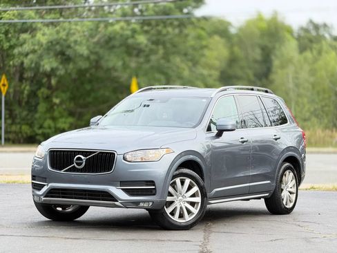 Used 2016 Volvo XC90 T6 Momentum AWD/4WD image 2