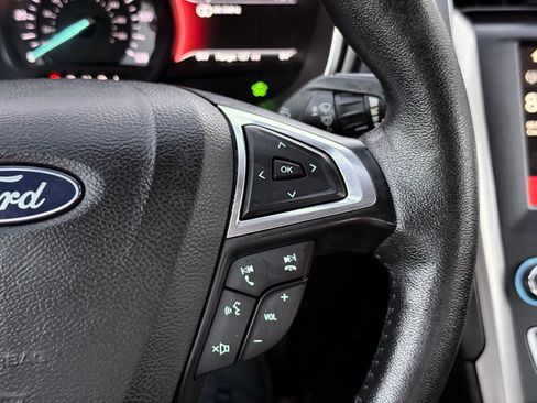 Used 2018 Ford Fusion SE w/ Equipment Group 602A FWD image 27