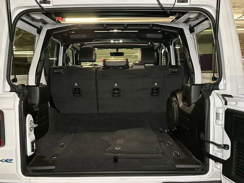 Used 2023 Jeep Wrangler Unlimited Sahara w/ Cold Weather Group image 6