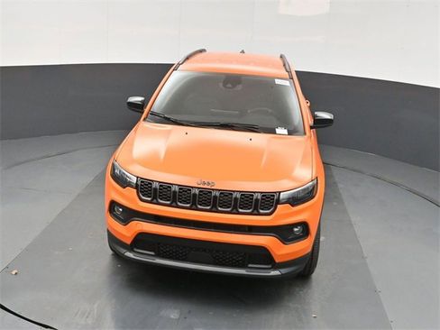 New 2026 Jeep Compass Latitude image 33