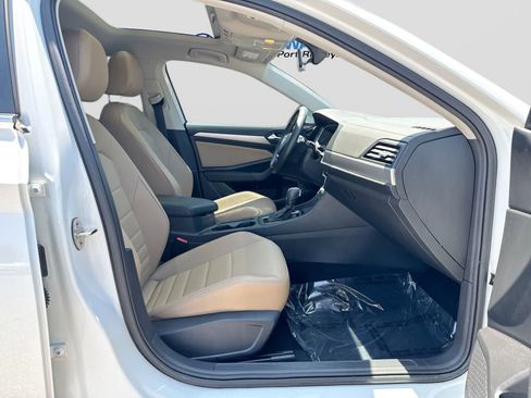 Used 2021 Volkswagen Jetta SE FWD image 27