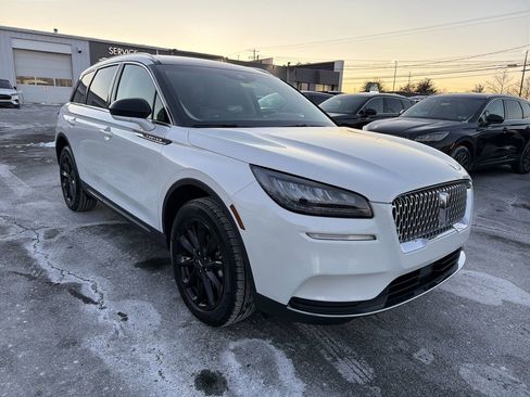 Certified 2022 Lincoln Corsair AWD w/ Premium Package image 7