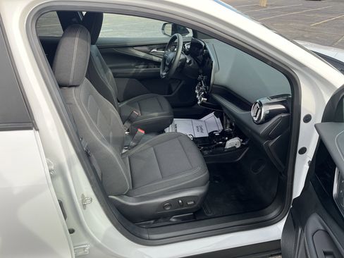 Used 2025 Chevrolet Blazer EV AWD Police image 14