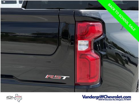 Used 2022 Chevrolet Silverado 1500 RST AWD/4WD image 7