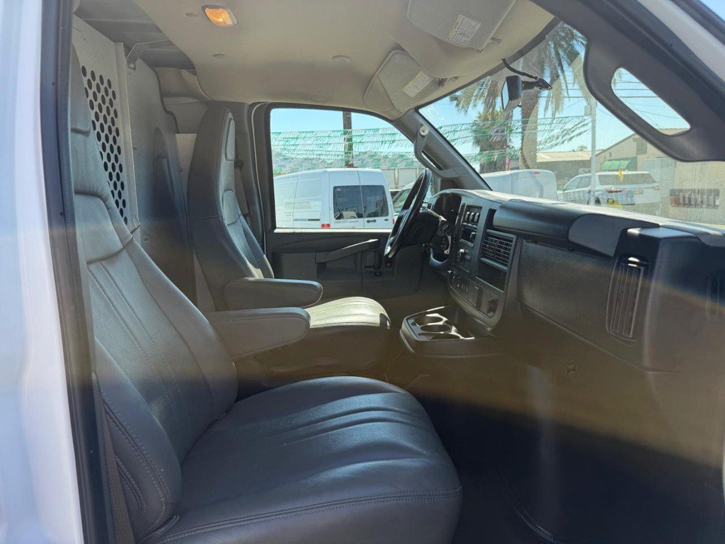 Used 2023 GMC Savana 2500 Extended w/ Driver Convenience Package RWD image 26