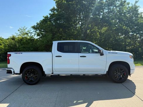 Used 2026 Chevrolet Silverado 1500 RST w/ Redline Edition AWD/4WD image 2